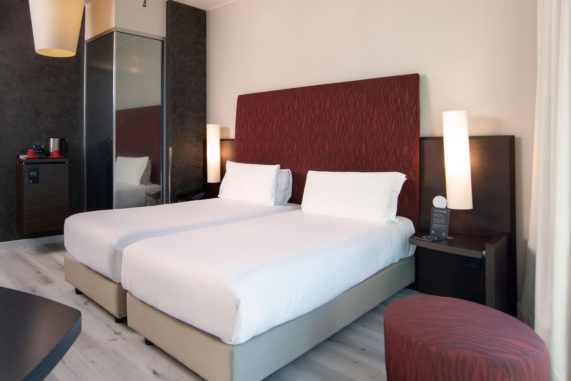 Hi Hotel Μπάρι Εξωτερικό φωτογραφία